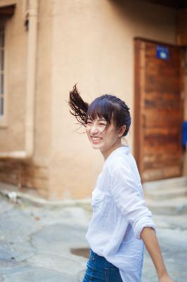 成色18K1.8811.7V18K1.8811.7V