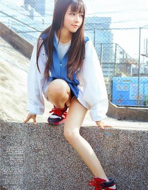 泡在我家的辣妹