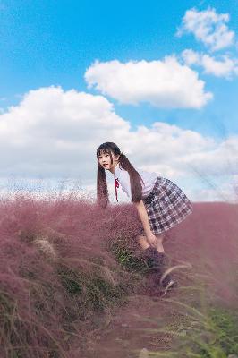 迪拜的女孩在线观看完整免费高清满天星