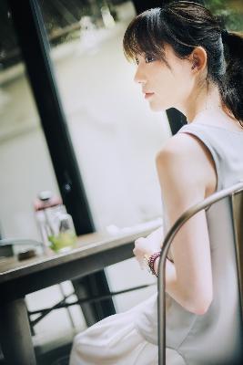 免费B站看大片真人直播